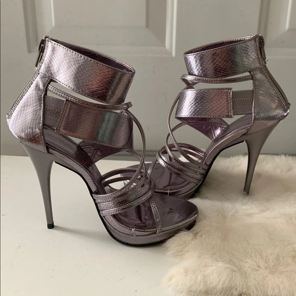 Silver Heels size7